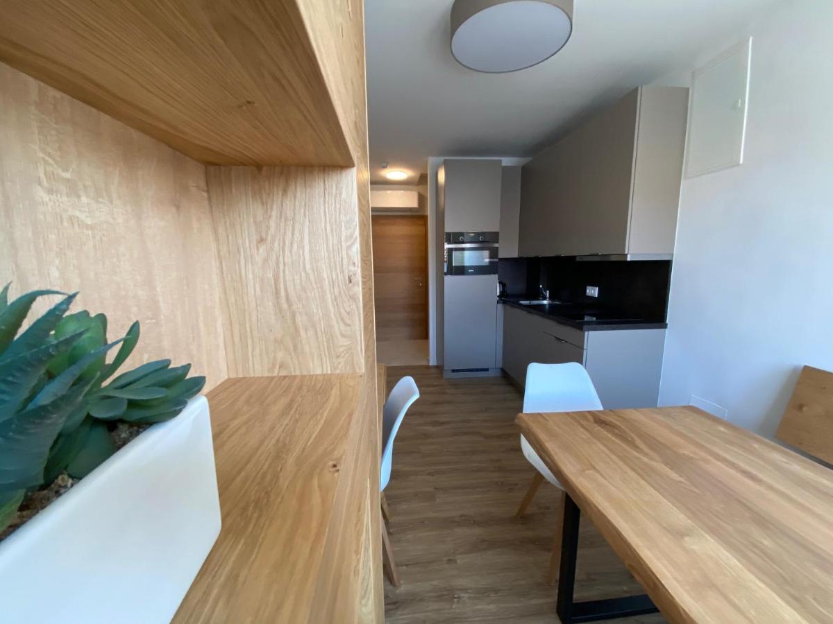 Apartments Freitag - H1 Winden am See エクステリア 写真