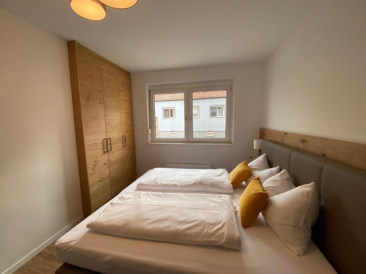 Apartments Freitag - H1 Winden am See エクステリア 写真
