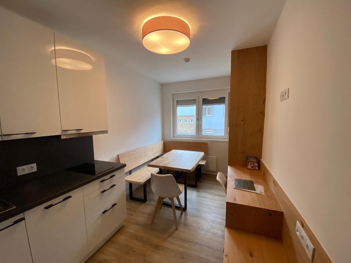 Apartments Freitag - H1 Winden am See エクステリア 写真