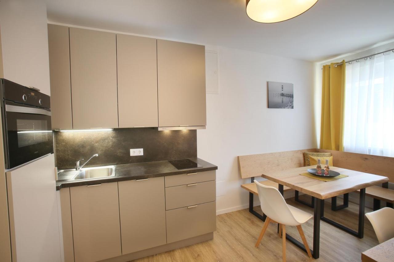 Apartments Freitag - H1 Winden am See エクステリア 写真